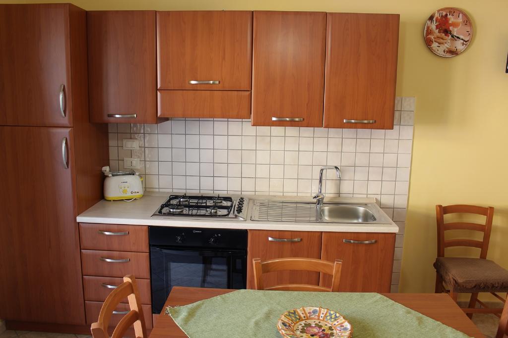 Rosy'S Apartments Trappeto  Kültér fotó