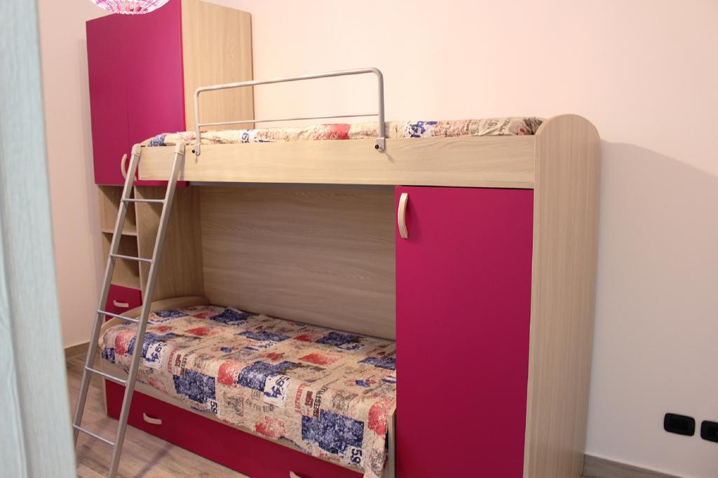 Rosy'S Apartments Trappeto  Kültér fotó